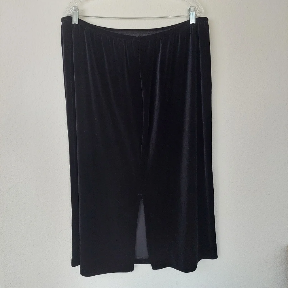 Clio II Vintage‎ Black Velvet Skirt Size 2X